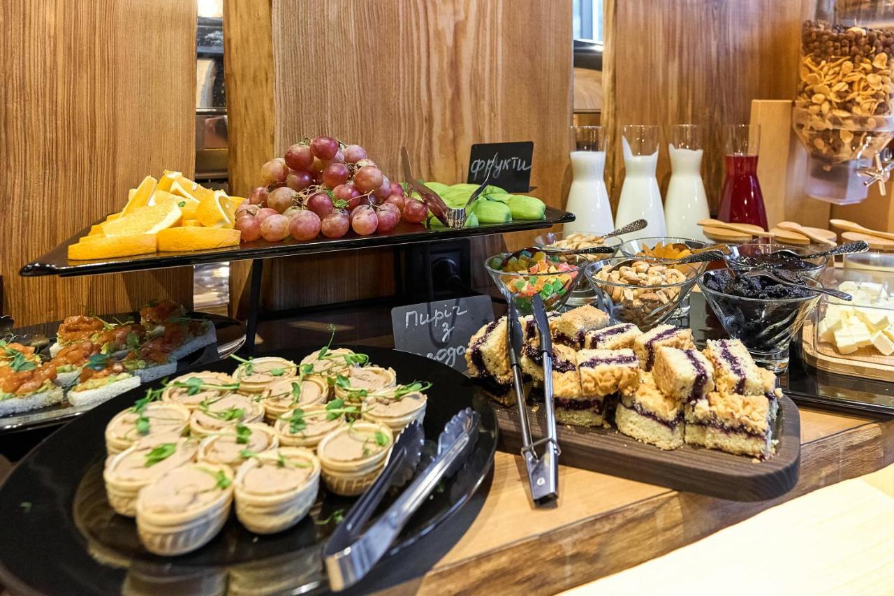 Twins Hotel & Spa Bukovel Bagian luar foto
