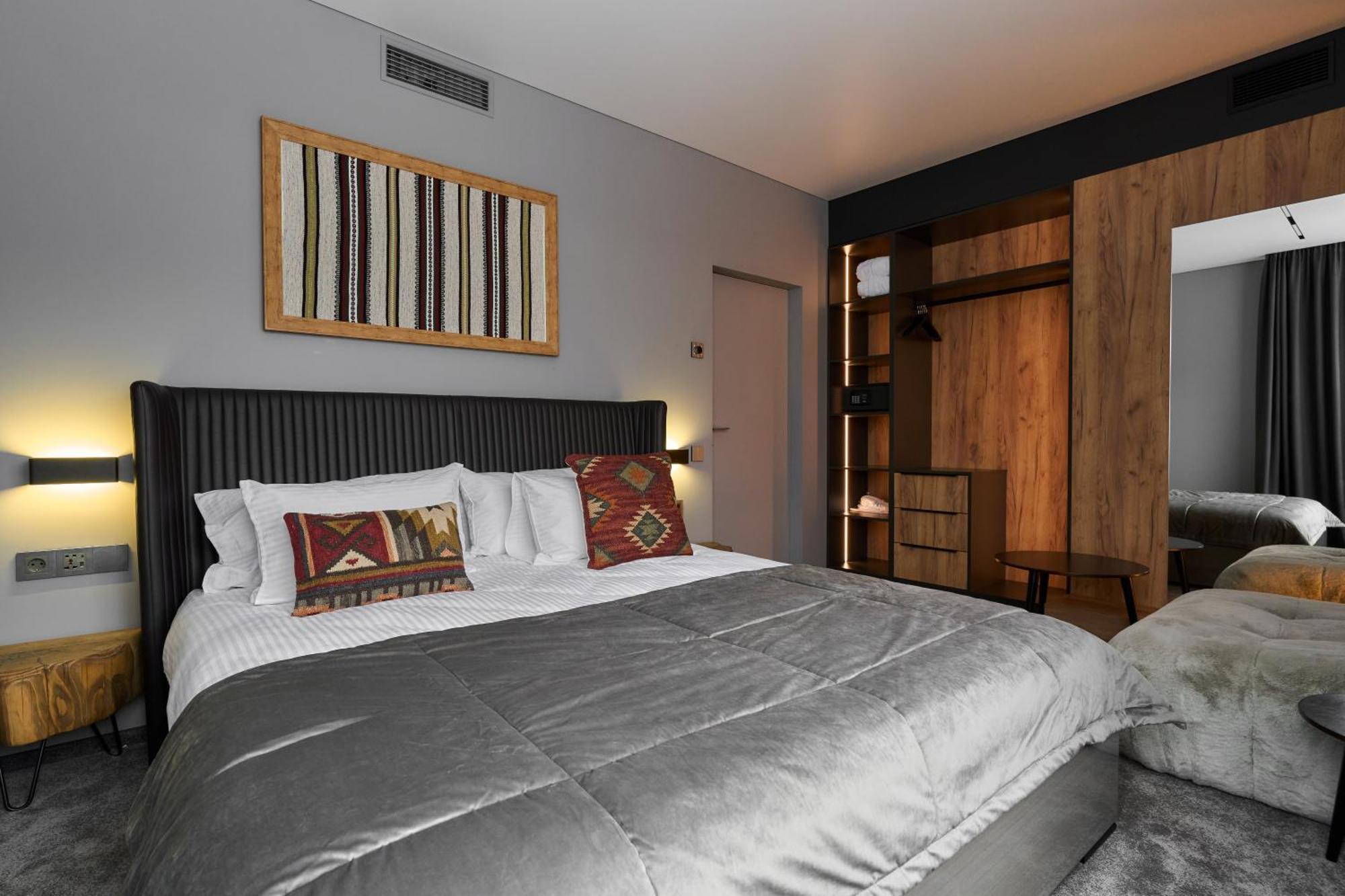 Twins Hotel & Spa Bukovel Bagian luar foto